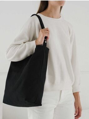 NEW. Baggu Zip Duck Bag Vertical. NWT